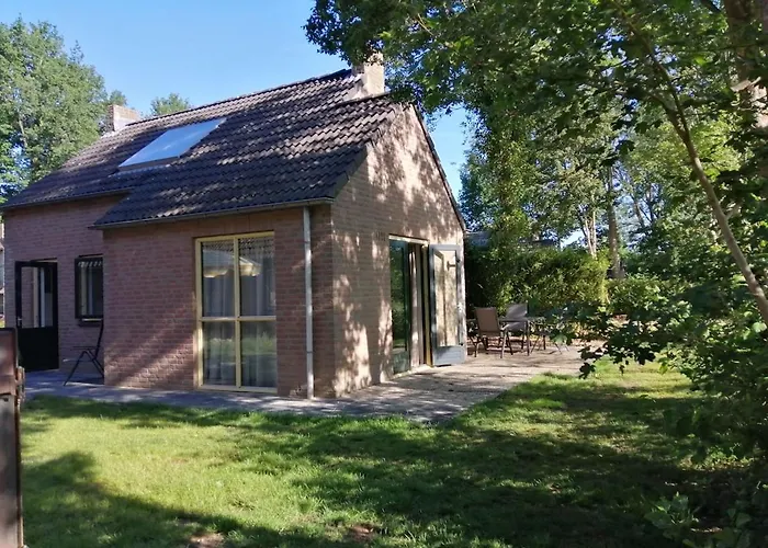 Forest Vip-bungalow At Groene Heuvels Ewijk