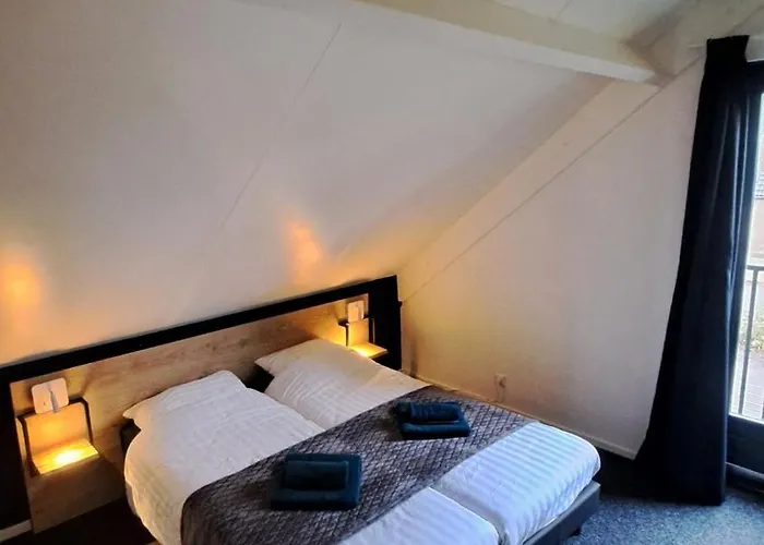 Forest Vip-bungalow At Groene Heuvels