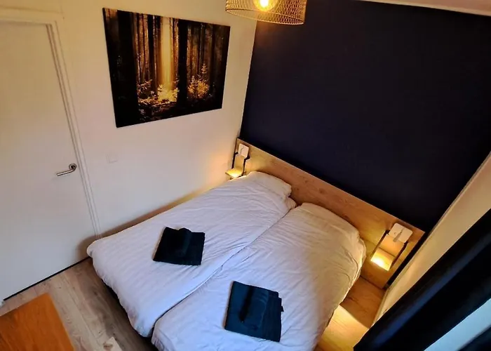 度假居 Forest Vip-bungalow At Groene Heuvels *