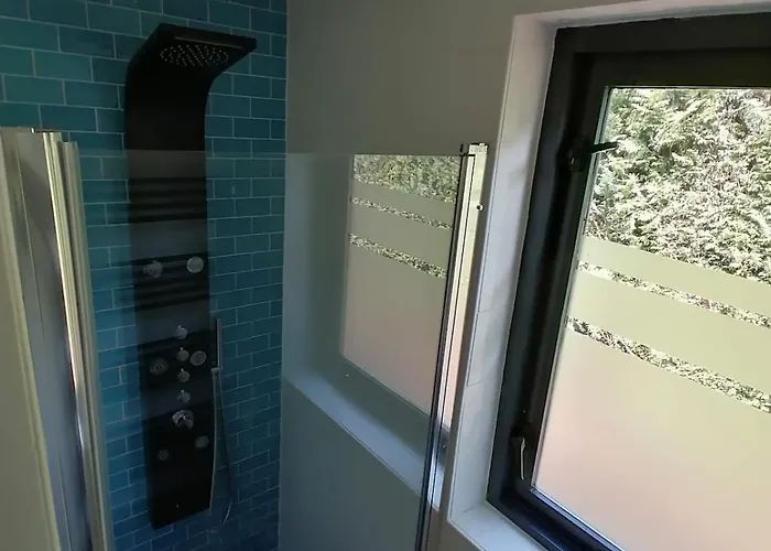 Forest Vip-bungalow At Groene Heuvels